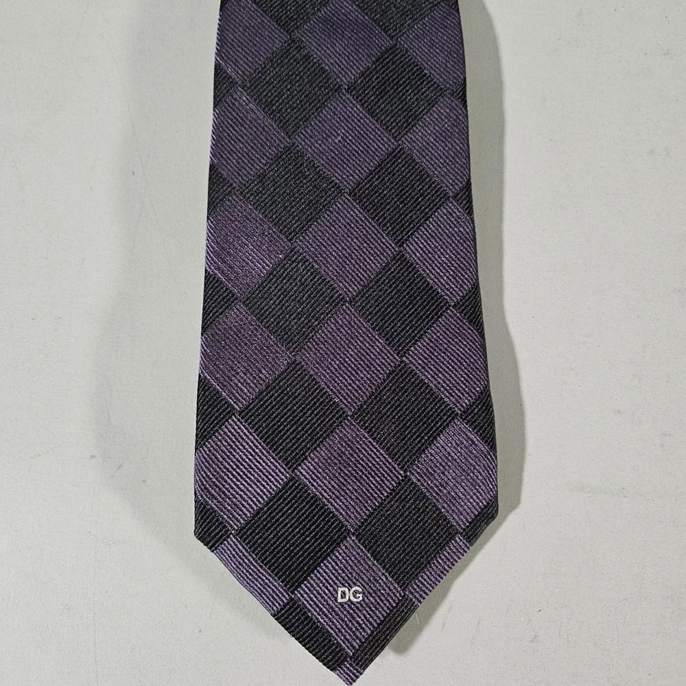 Dolce & Gabbana Tie Mens OS Purple Black Checkered Silk Made in Italy DG Logo
